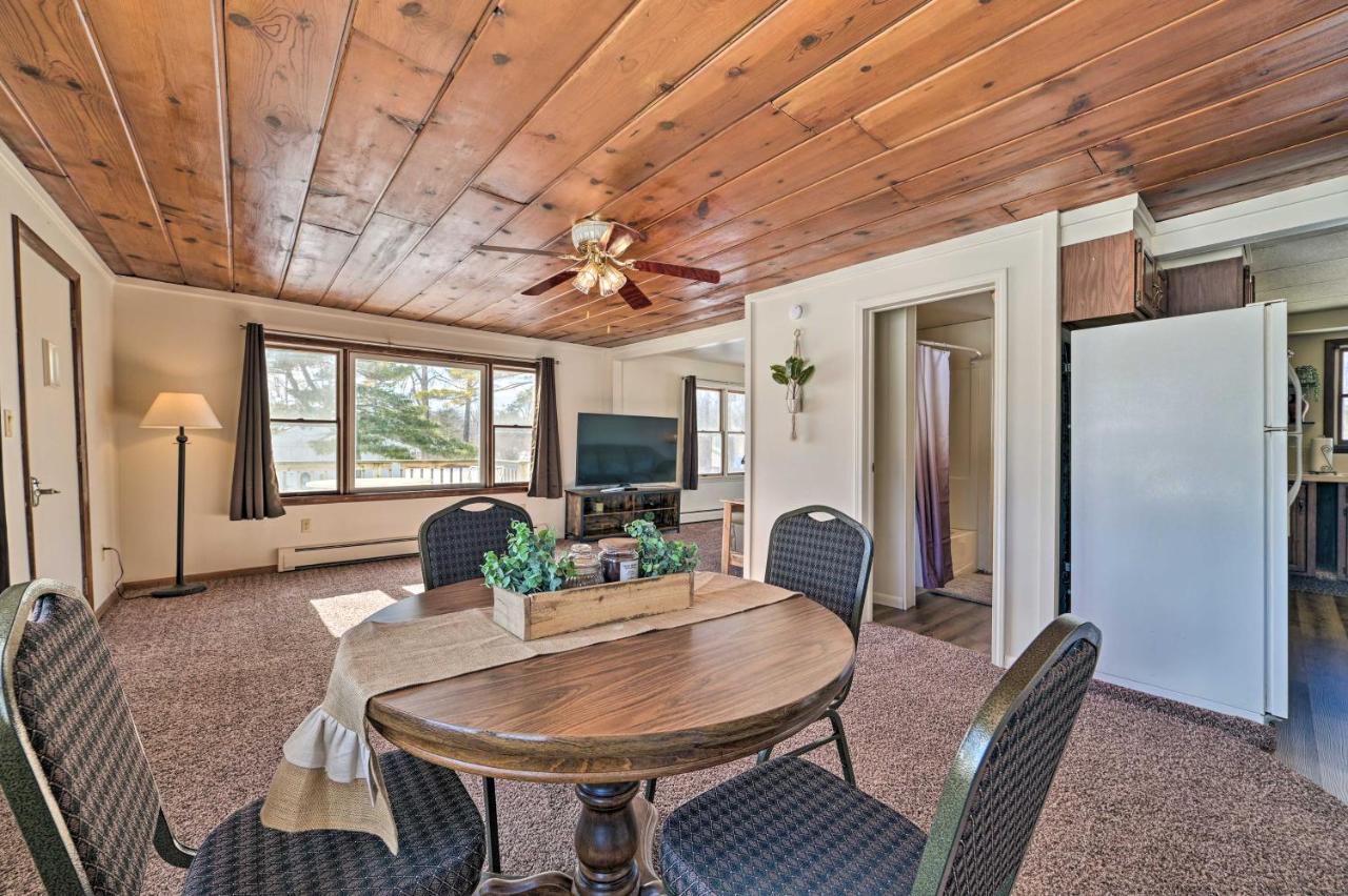 Cozy Tawas City Home With Views Of Lake Huron! Екстериор снимка